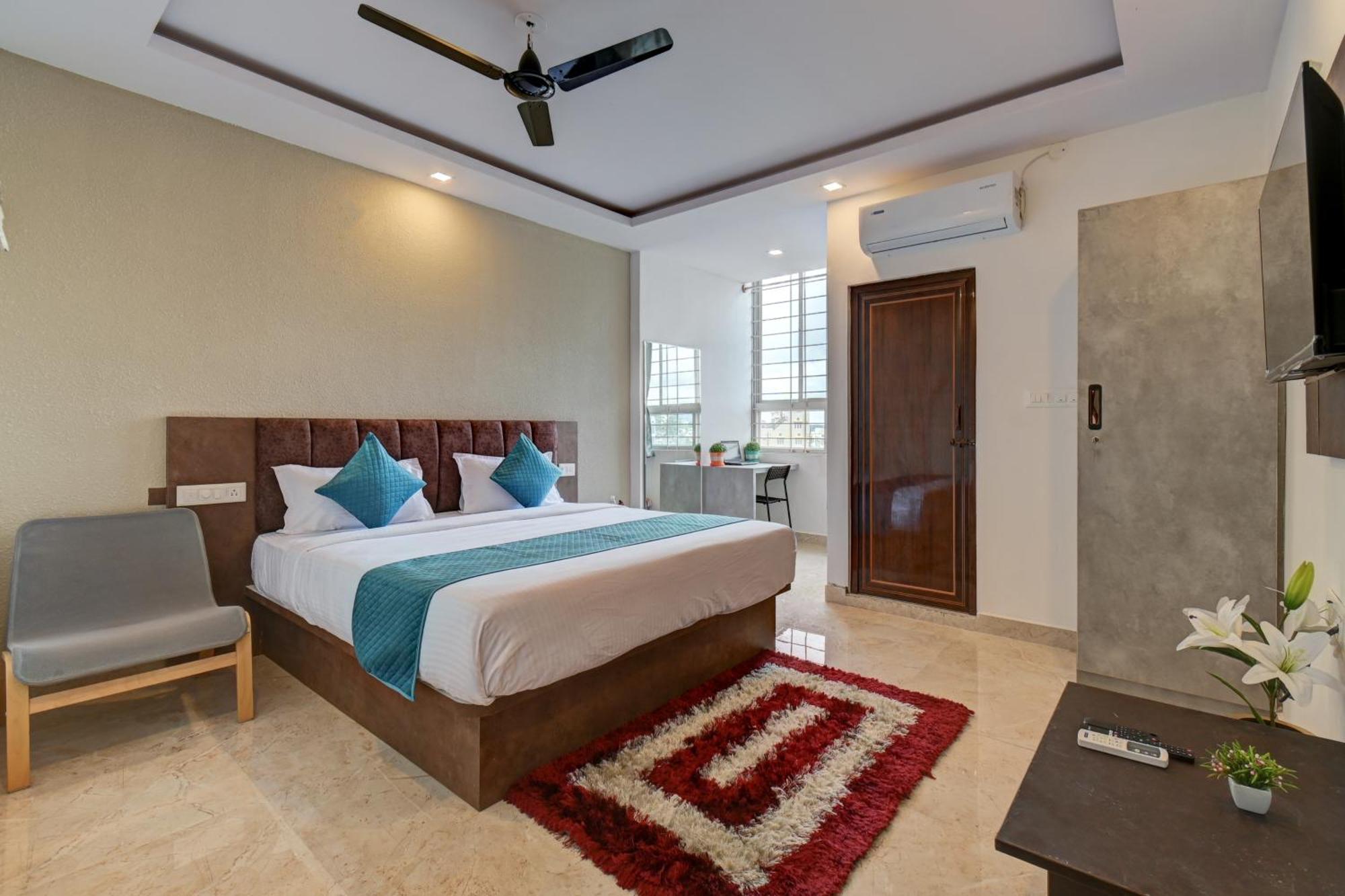 Hotel Cloud 9 Luxury Stay Майсуру Екстер'єр фото