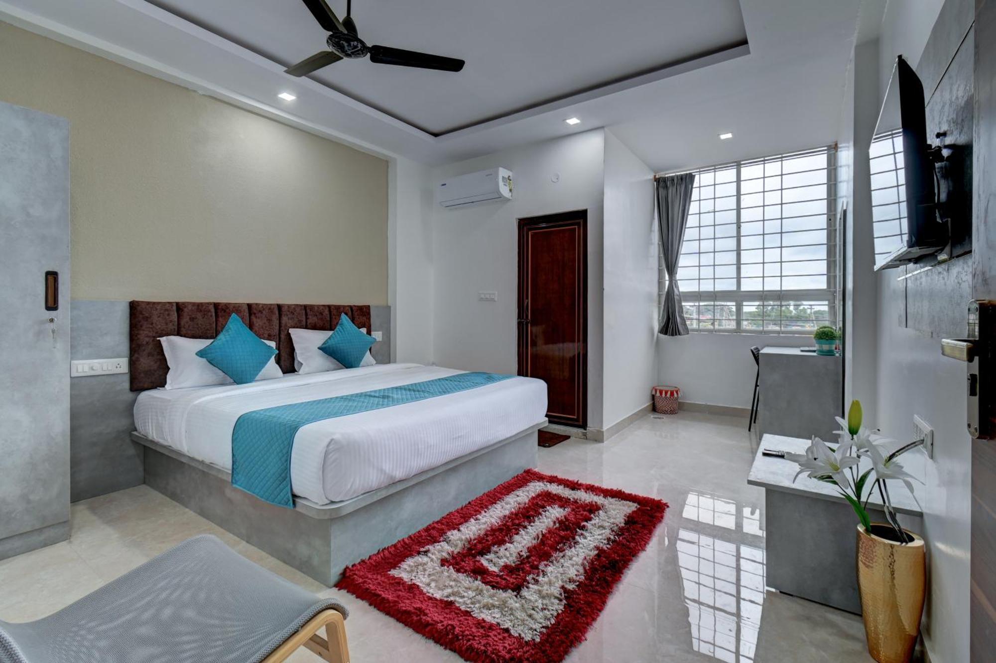 Hotel Cloud 9 Luxury Stay Майсуру Екстер'єр фото