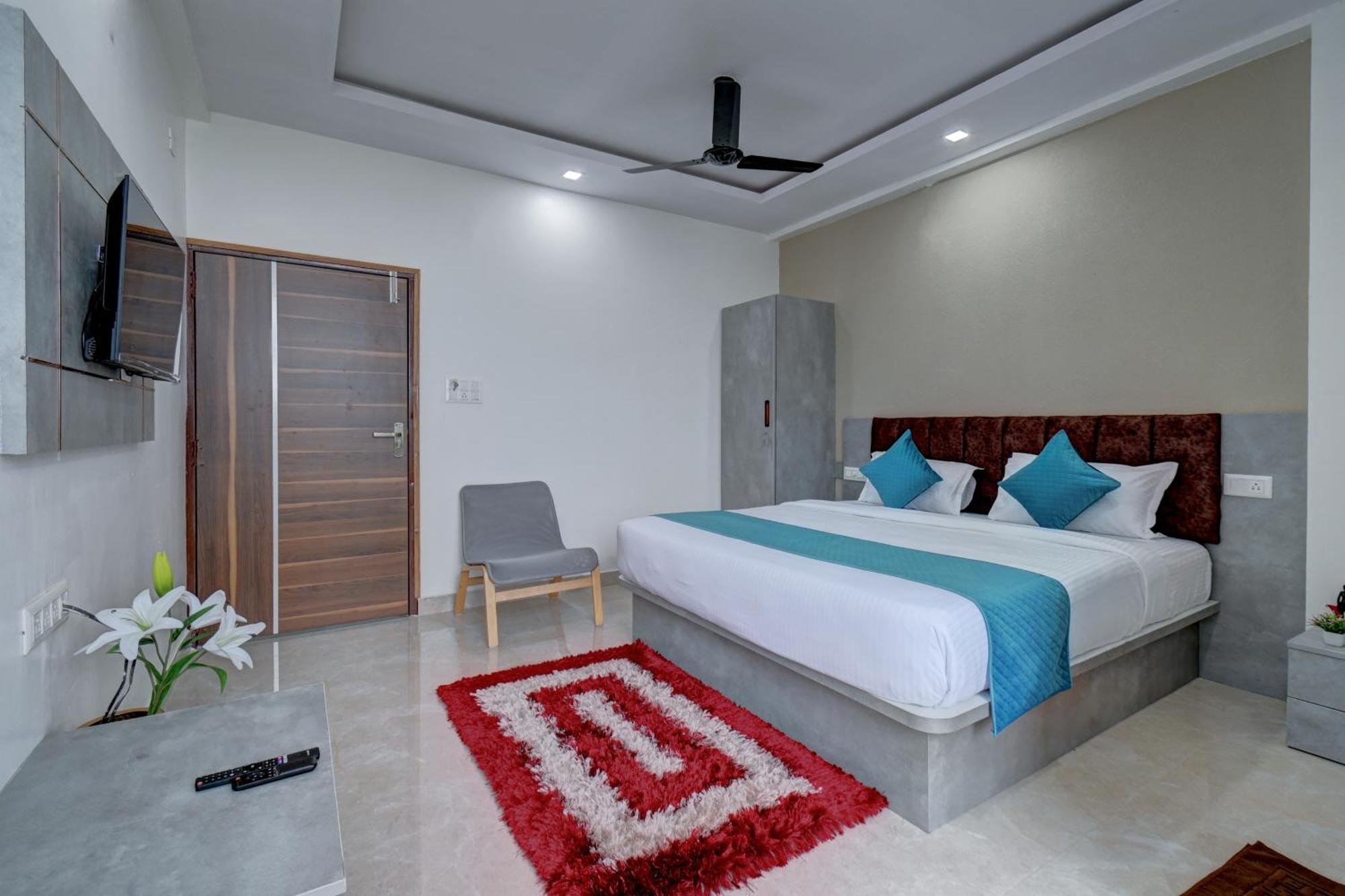 Hotel Cloud 9 Luxury Stay Майсуру Екстер'єр фото