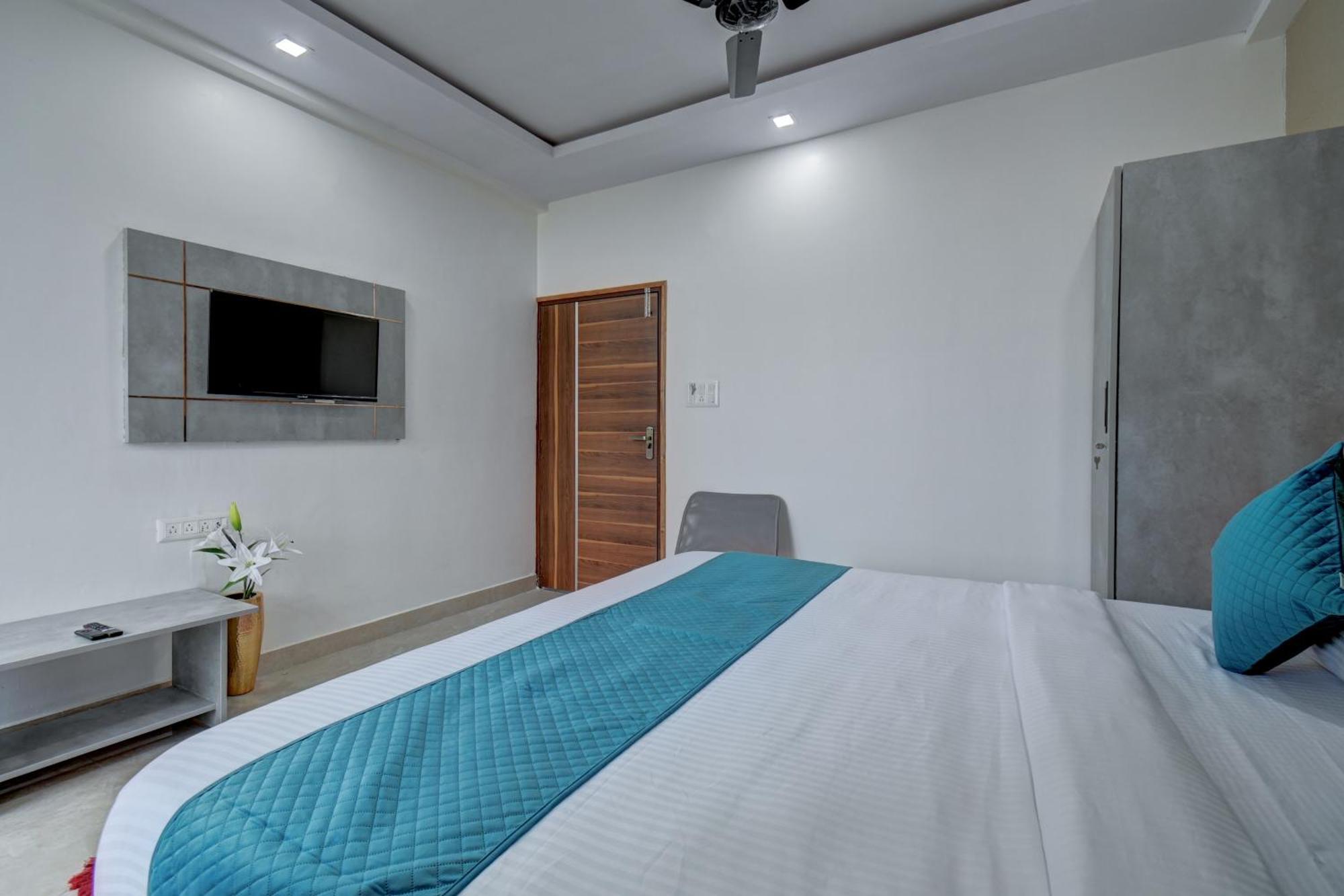 Hotel Cloud 9 Luxury Stay Майсуру Екстер'єр фото