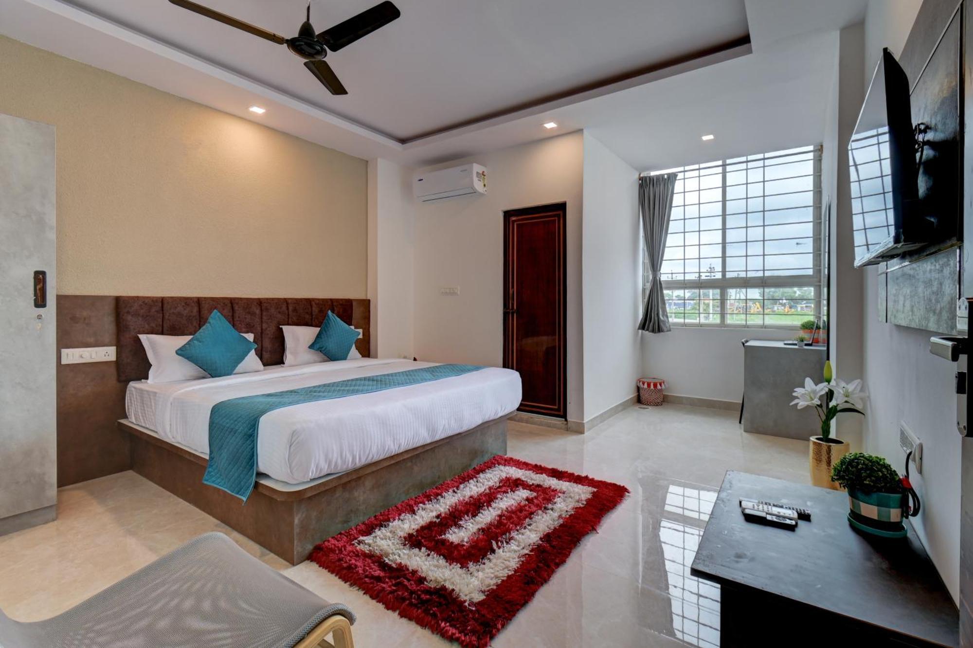 Hotel Cloud 9 Luxury Stay Майсуру Екстер'єр фото