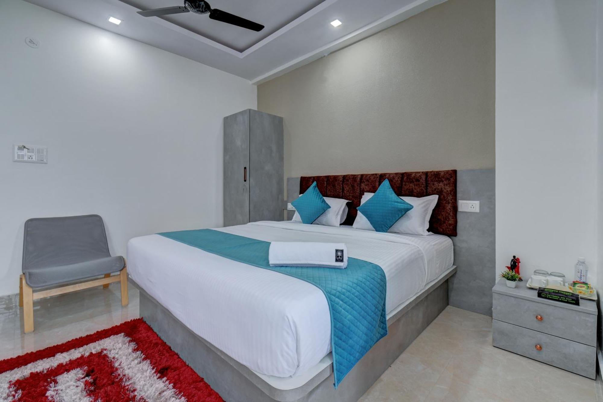 Hotel Cloud 9 Luxury Stay Майсуру Екстер'єр фото