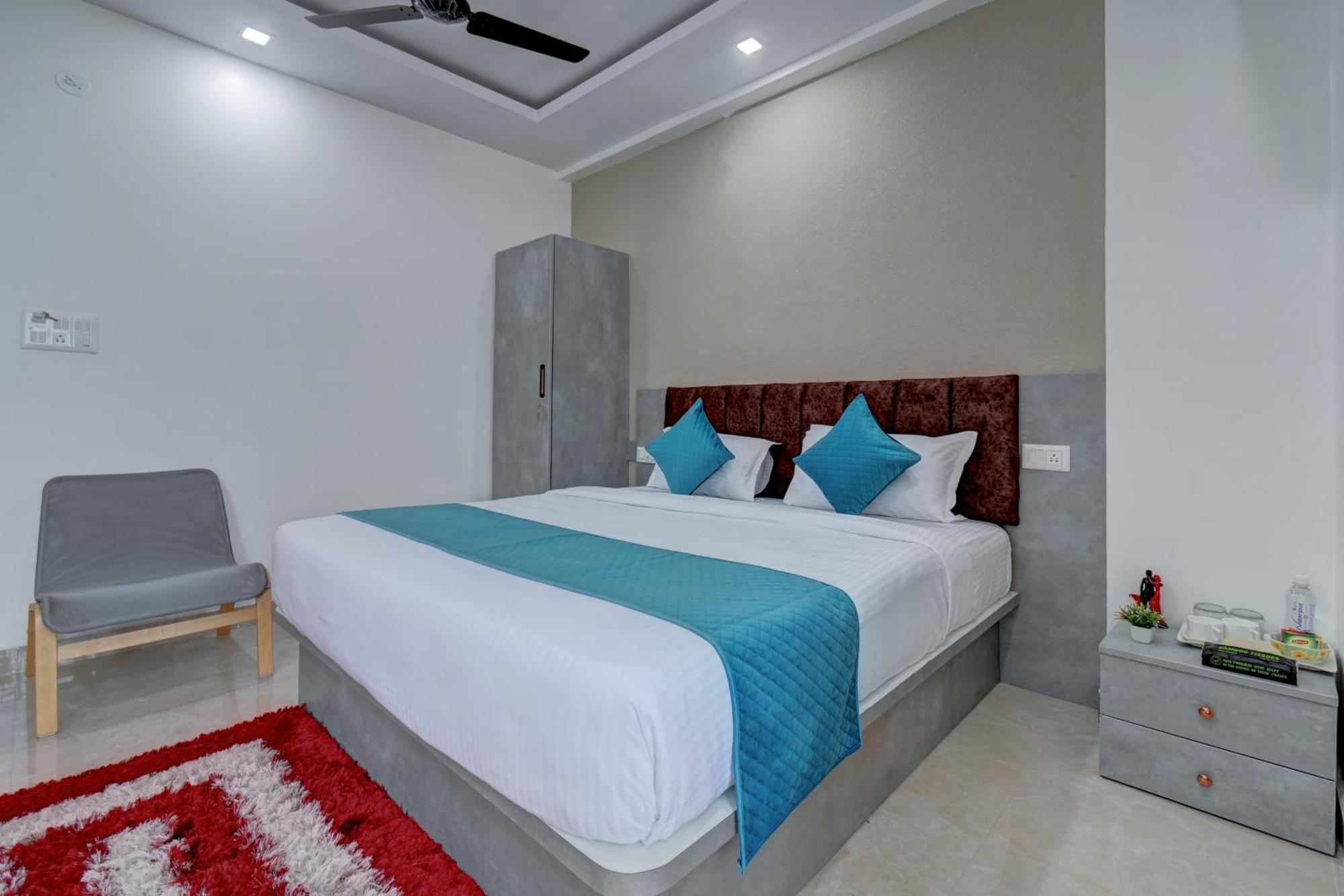 Hotel Cloud 9 Luxury Stay Майсуру Екстер'єр фото